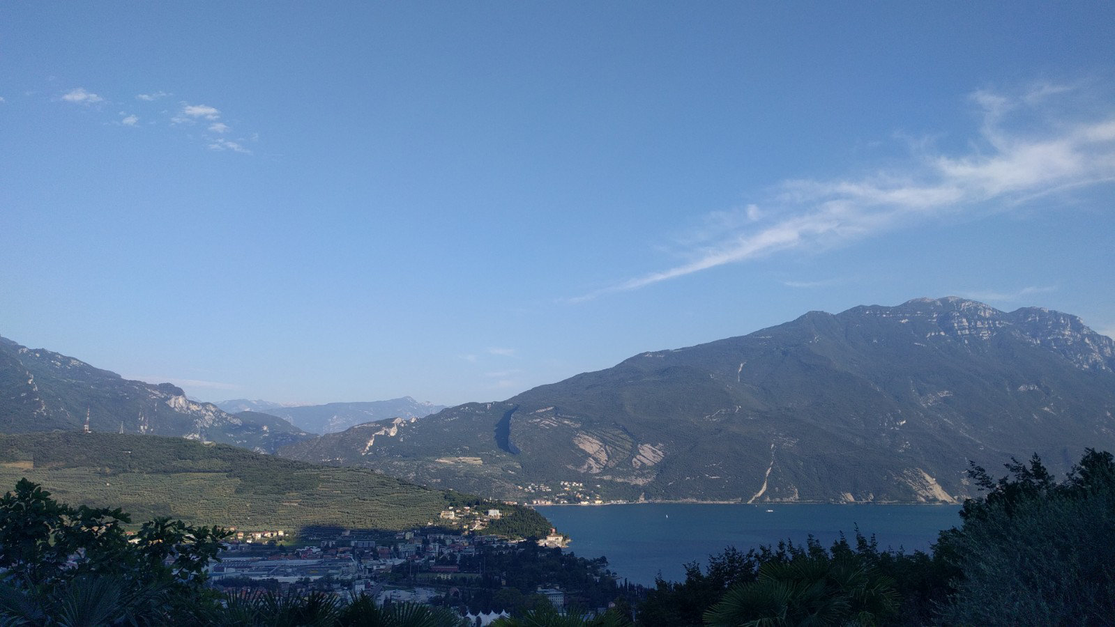 gantry-media://2022/natur-apartments-lake-garda_02.jpg